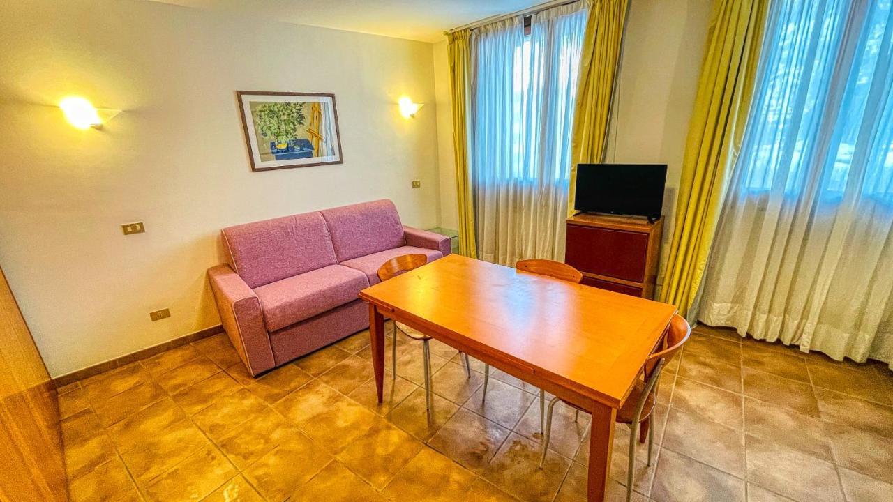 Appartamento Smith Erbaluce - Affitti Brevi Italia Bardonecchia Bagian luar foto