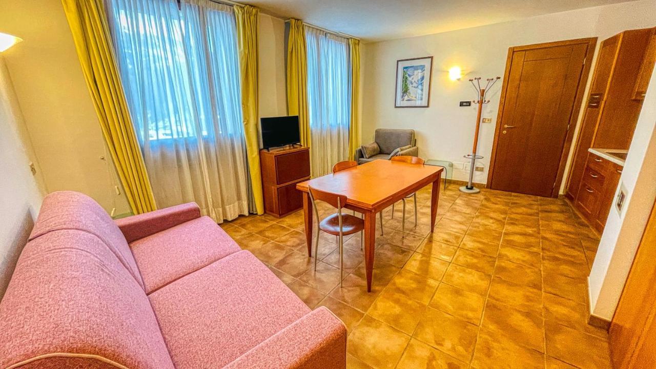 Appartamento Smith Erbaluce - Affitti Brevi Italia Bardonecchia Bagian luar foto